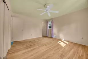 25 Greenwich Rd, Edison, NJ 08820 - Photo 27