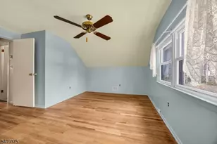 25 Greenwich Rd, Edison, NJ 08820 - Photo 35