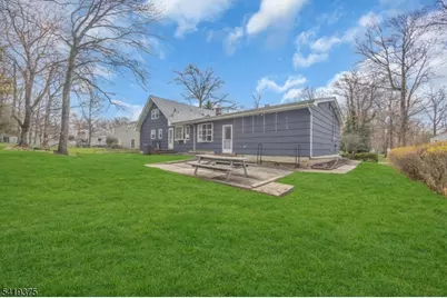 25 Greenwich Rd, Edison, NJ 08820 - Photo 41
