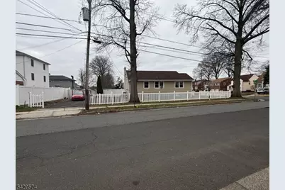 154 E 12th St, Linden, NJ 07036 - Photo 3