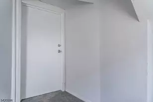 904 2nd Ave, Elizabeth, NJ 07201 - Photo 17