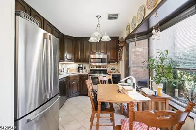 900 Valley Rd #E3, Clifton, NJ 07013 - Photo 11