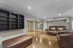 426 Brook Ct, Plainfield, NJ 07060 - Photo 17