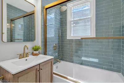 1573 Wyndmoor Ave, Hillside, NJ 07205 - Photo 21