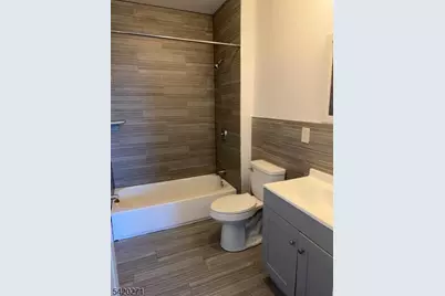 90 Clinton Ave #408, Newark, NJ 07114 - Photo 9