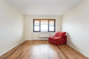 7855 JFK Blvd E, North Bergen, NJ 07047 - Photo 13