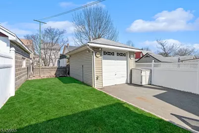 25 Shepherd Pl, Kearny, NJ 07032 - Photo 5