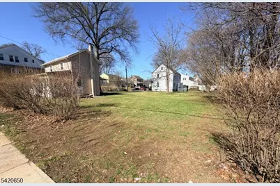 42 Mill St, Bloomfield, NJ 07003 - Photo 5