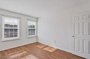 81 Almond Dr, Franklin Township, NJ 08873 - Photo 9