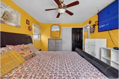 241 Halsted St, East Orange, NJ 07018 - Photo 13