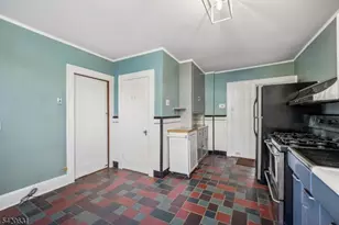 21 Broadview Ave, Maplewood, NJ 07040 - Photo 17