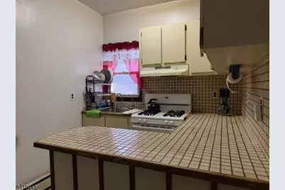 500 E 18th St #502, Paterson, NJ 07514 - Photo 7