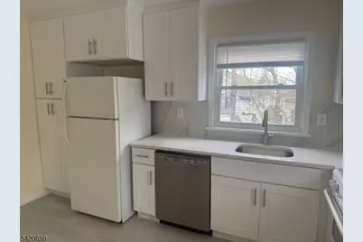 14 Walnut Pkwy #2, Montclair, NJ 07042 - Photo 7