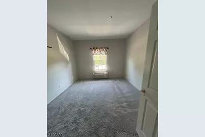 5320 Richmond Rd #320, West Milford, NJ 07480 - Photo 11