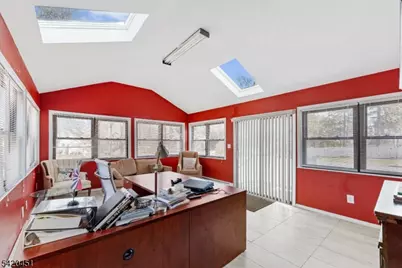 150 W 5th Ave, Roselle, NJ 07203 - Photo 13