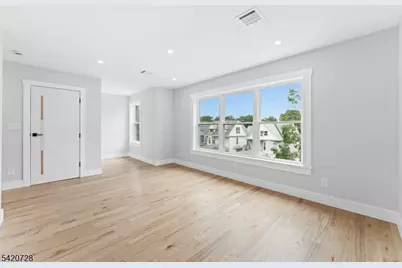 132 N 17th St, East Orange, NJ 07017 - Photo 15