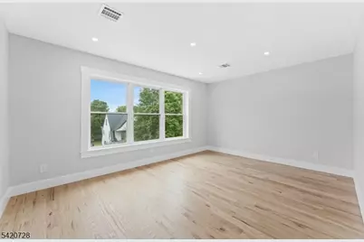 132 N 17th St, East Orange, NJ 07017 - Photo 13