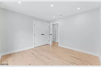 132 N 17th St, East Orange, NJ 07017 - Photo 17