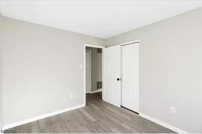 28 Boston Ct, Newark, NJ 07103 - Photo 23