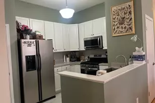 692 Honeybrook Cir, Lopatcong Township, NJ 08886 - Photo 5