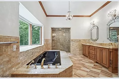 49 Cherokee Ct, Sparta Township, NJ 07871 - Photo 23