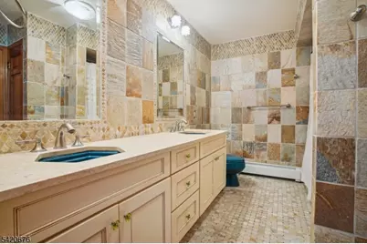 49 Cherokee Ct, Sparta Township, NJ 07871 - Photo 27