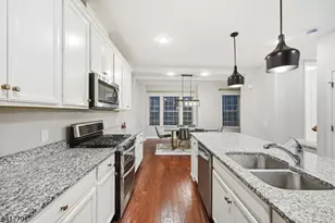 26 Braeburn Ct, Livingston, NJ 07039 - Photo 9