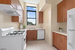 520 Belleville Ave, Belleville, NJ 07109 - Photo 3