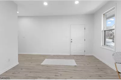 223 Pine St #1, Elizabeth, NJ 07206 - Photo 3