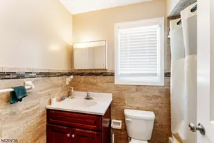 31 Spencer St, Elizabeth, NJ 07202 - Photo 15