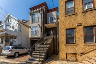 31 Spencer St, Elizabeth, NJ 07202 - Photo 3