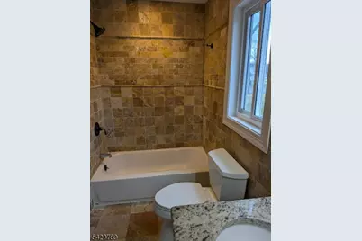 54 Riverview Cir, Little Falls Township, NJ 07424 - Photo 5