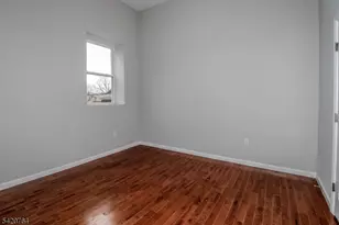 33 Second St, Raritan, NJ 08869 - Photo 5