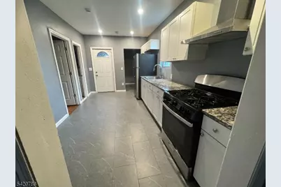 17 Home St, Franklin Township, NJ 08873 - Photo 7
