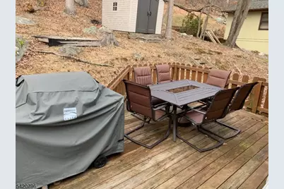 112 Seneca Lake Rd, Sparta Township, NJ 07871 - Photo 7