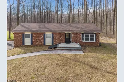 447 Bellwood Ave, Bethlehem Township, NJ 08802 - Photo 1