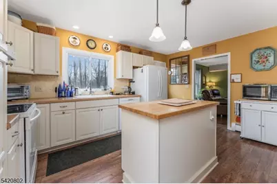 447 Bellwood Ave, Bethlehem Township, NJ 08802 - Photo 21