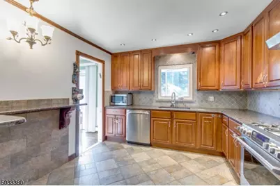 28 Edgehill Ave, Chatham, NJ 07928 - Photo 9