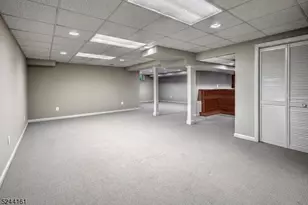 16 Manor Dr, Morris Township, NJ 07960 - Photo 31