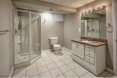 16 Manor Dr, Morris Township, NJ 07960 - Photo 33