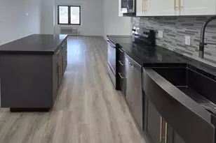 211 Baldwin Ave, Jersey City, NJ 07306 - Photo 21