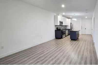 211 Baldwin Ave #403, Jersey City, NJ 07306 - Photo 23