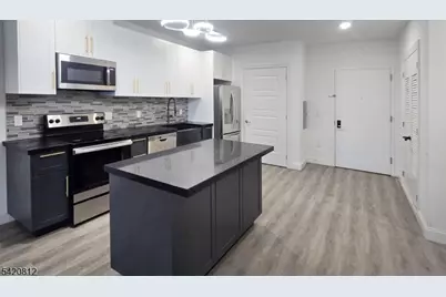 211 Baldwin Ave #403, Jersey City, NJ 07306 - Photo 19