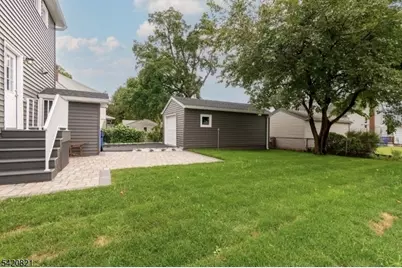 112 E 12th St, Linden, NJ 07036 - Photo 27