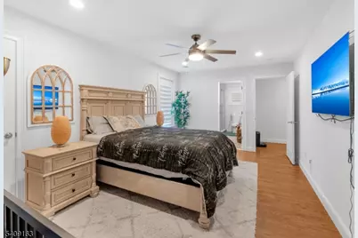 112 E 12th St, Linden, NJ 07036 - Photo 19