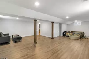 112 E 12th St, Linden, NJ 07036 - Photo 23