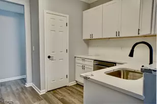 15 Conover Terrace, Lebanon, NJ 08833 - Photo 3