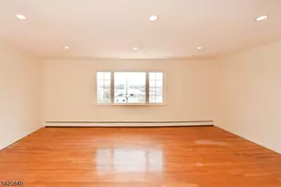 100 Eastern Wy, Rutherford, NJ 07070 - Photo 17