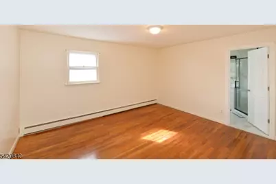 100 Eastern Way, Rutherford, NJ 07070 - Photo 7