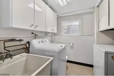 53 Patricia Pl, Clifton, NJ 07012 - Photo 27